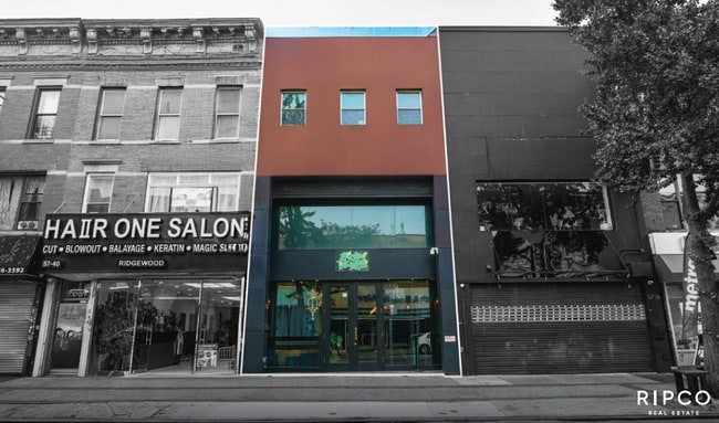 More details for 57-38 Myrtle Ave, Ridgewood, NY - Retail for Lease