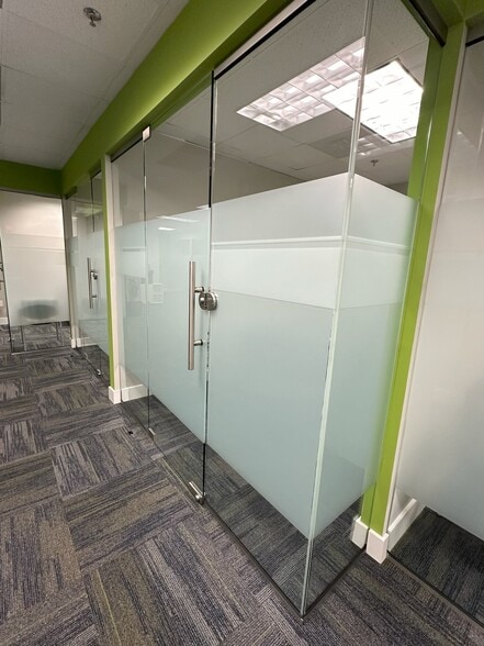 3800 Camp Creek Pky, Atlanta, GA for lease - Interior Photo - Image 3 of 10