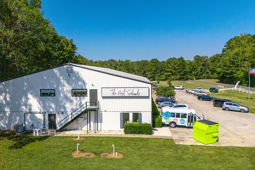 3 Twin Brook Dr, Clemmons, NC à vendre - Photo du bâtiment - Image 2 de 3