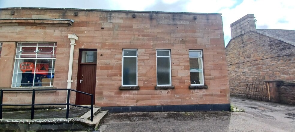 High St, Dingwall for lease - Building Photo - Image 2 of 2