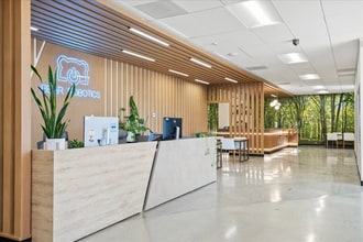 783-785 Broadway Ave, Redwood City, CA à louer Photo intérieure- Image 1 de 9