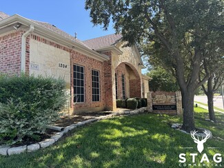 Plus de détails pour 1204 Bent Oaks Ct, Denton, TX - Bureau à louer