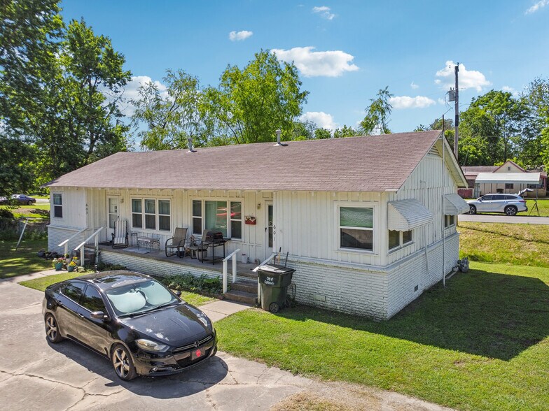 601 N 14th St, Collinsville, OK for sale - Building Photo - Image 2 of 2