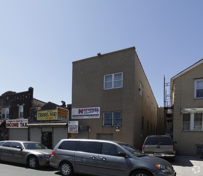3068 Brighton 3rd St, Brooklyn, NY for lease - Primary Photo - Image 1 of 2