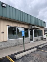 2403 Nash Blvd, Council Bluffs, IA for lease Building Photo- Image 1 of 12