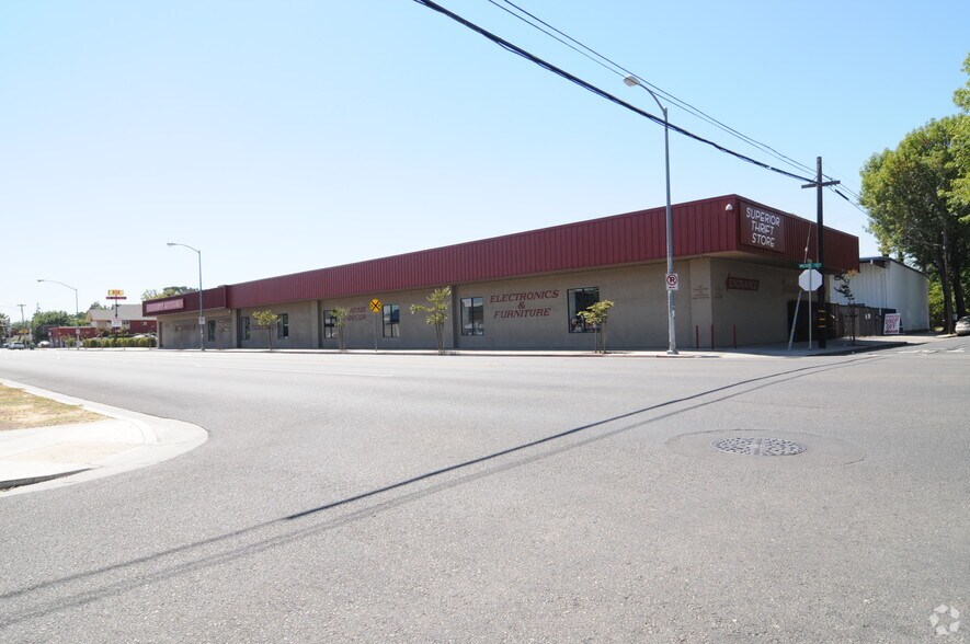 1135 N Wilson Way, Stockton, CA for sale - Building Photo - Image 2 of 3