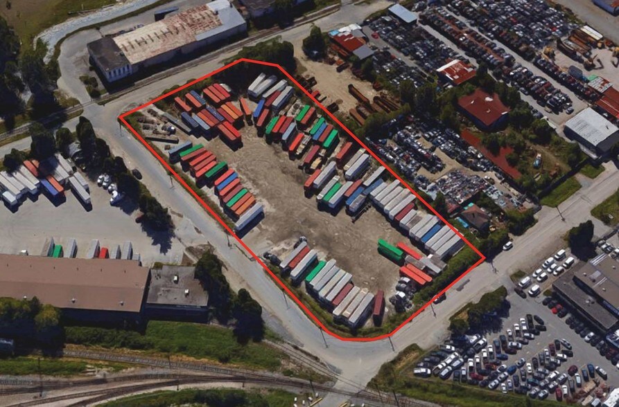 6160 Av Trapp, Burnaby, BC à louer - Aérien - Image 3 de 3