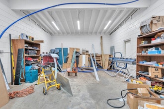 518 W North 1st St, Seneca, SC for lease Interior Photo- Image 1 of 4
