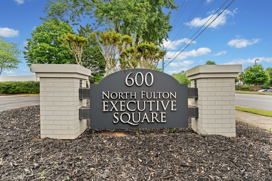 600 Houze Way, Roswell, GA for lease - Building Photo - Image 3 of 31