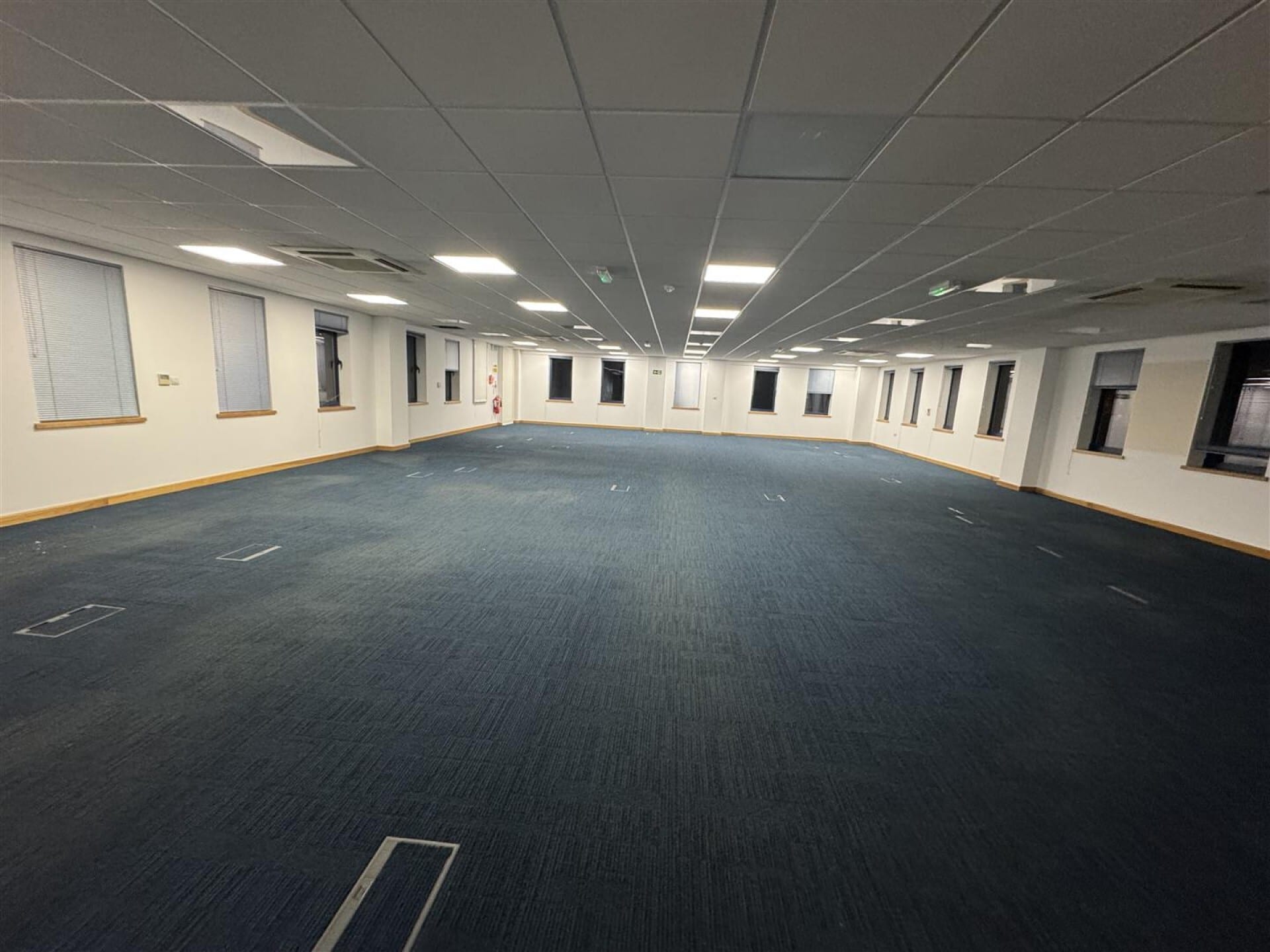 1 Longbow Close, Huddersfield à louer Photo intérieure- Image 1 de 1