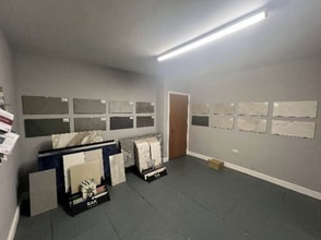 91 Wakefield Rd, Huddersfield for lease Interior Photo- Image 2 of 2