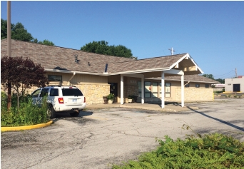 9205 E US Highway 40, Independence, MO for sale - Building Photo - Image 1 of 1