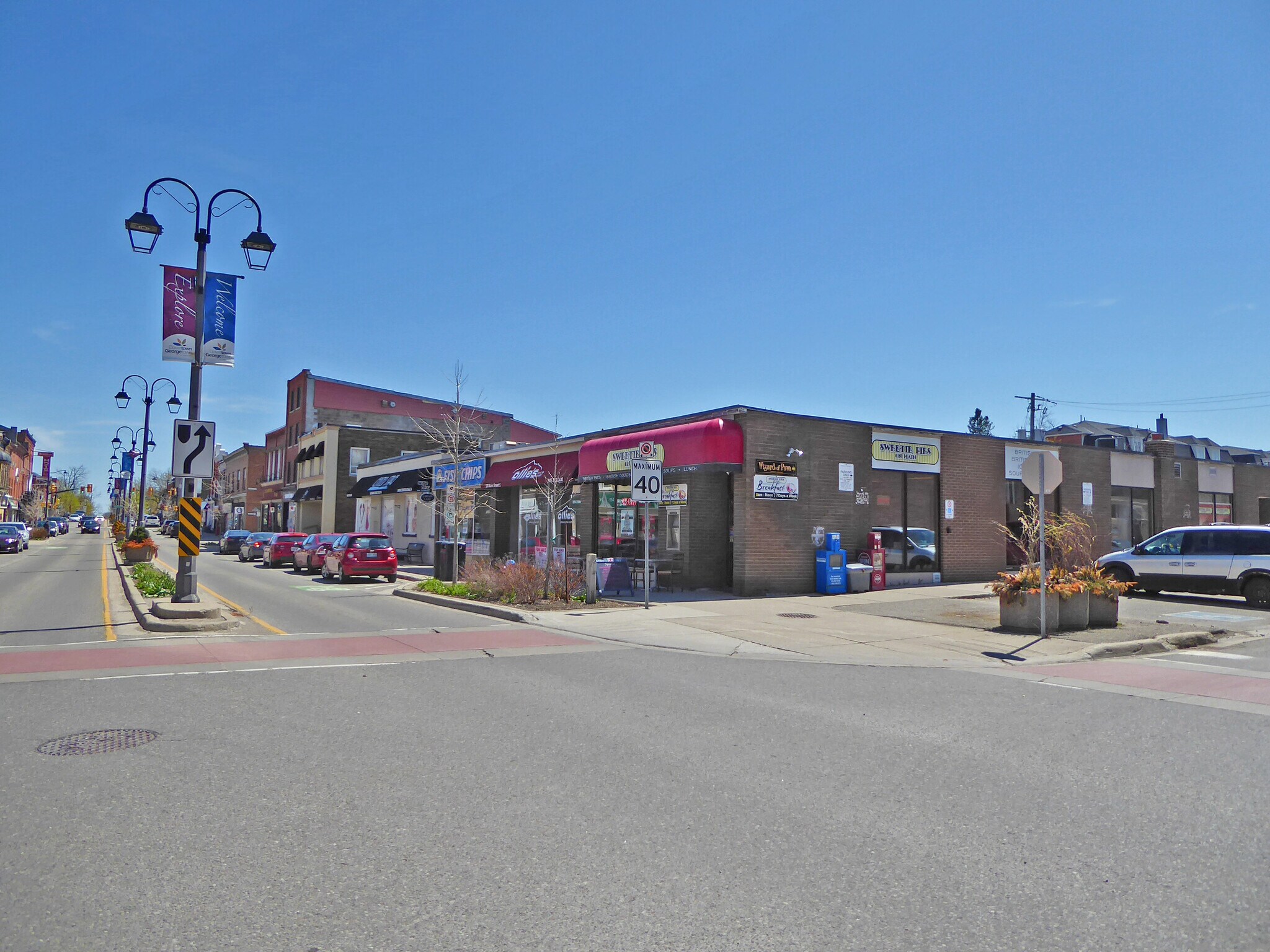28-32 Main St, Halton Hills, ON à vendre Photo du bâtiment- Image 1 de 1