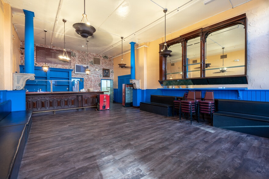 720 4th Ave, San Diego, CA for lease - Interior Photo - Image 3 of 6