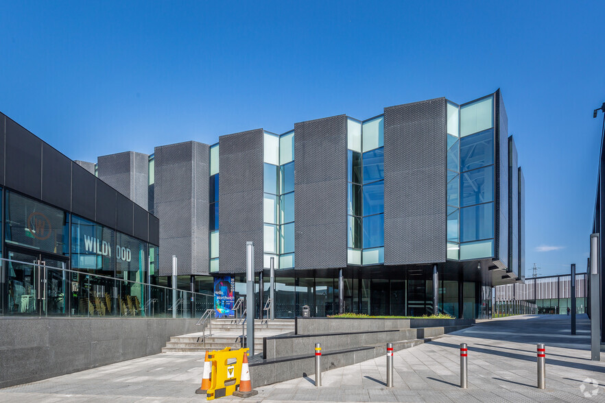 Barons Quay Rd, Northwich à louer - Photo du bâtiment - Image 2 de 2