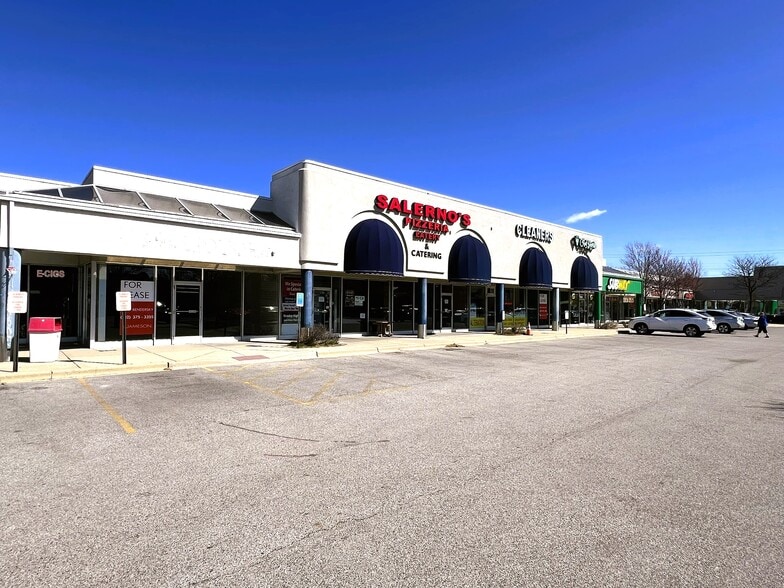 1706-1742 E Kensington Rd, Mount Prospect, IL for lease - Building Photo - Image 2 of 8