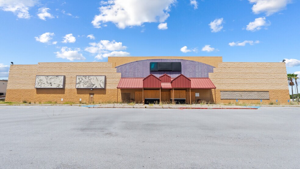 3471 Old Highway 77, Brownsville, TX for lease - Building Photo - Image 1 of 7