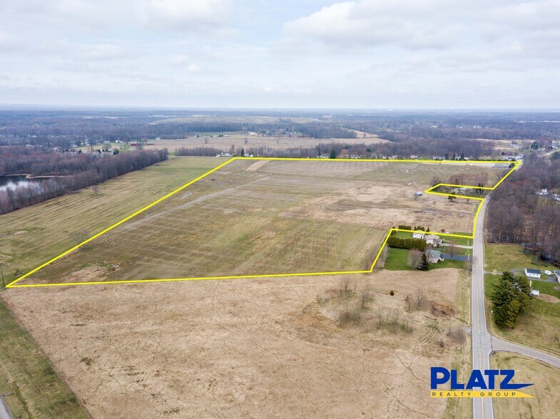 2840 Lyntz Townline Rd SW, Warren, OH à vendre - Photo du bâtiment - Image 3 de 11