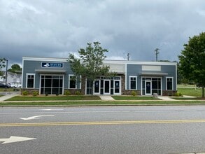 110 Village Commerce Dr, Mooresville, NC for lease Interior Photo- Image 1 of 5