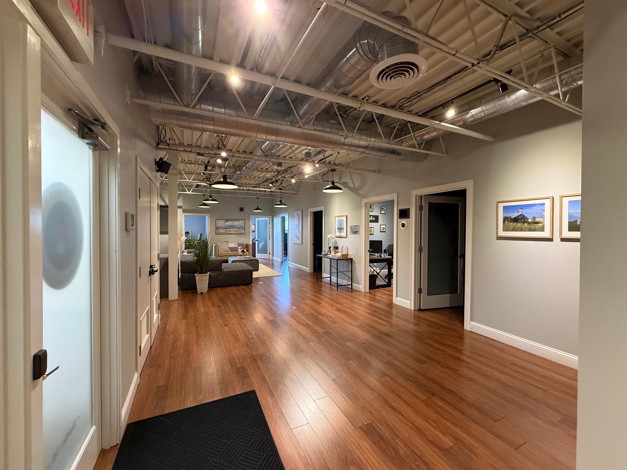 540 Main St, Hyannis, MA for sale Interior Photo- Image 1 of 9