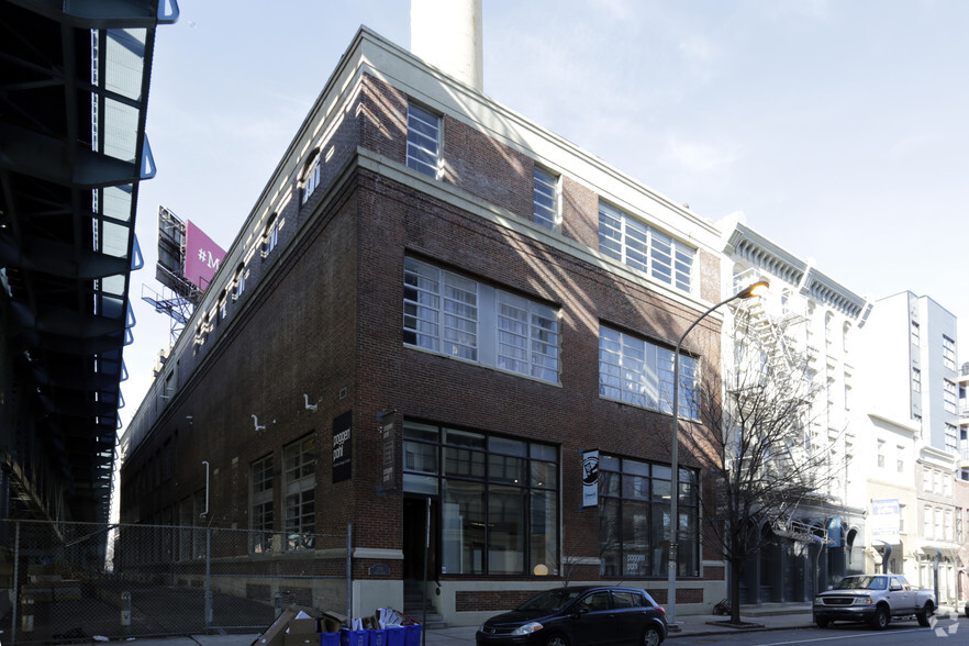 230 N 2nd St, Philadelphia, PA for lease - Primary Photo - Image 1 of 9