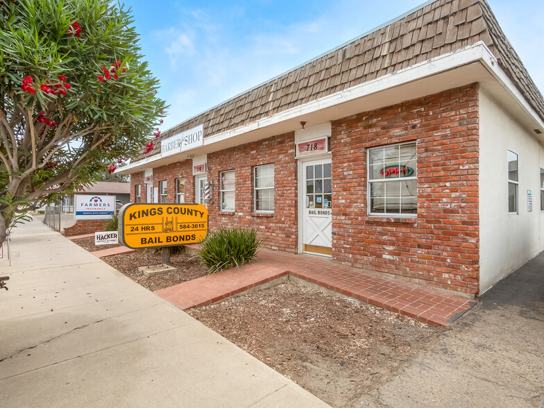 714-718 N 11th Ave, Hanford, CA for sale - Building Photo - Image 2 of 17