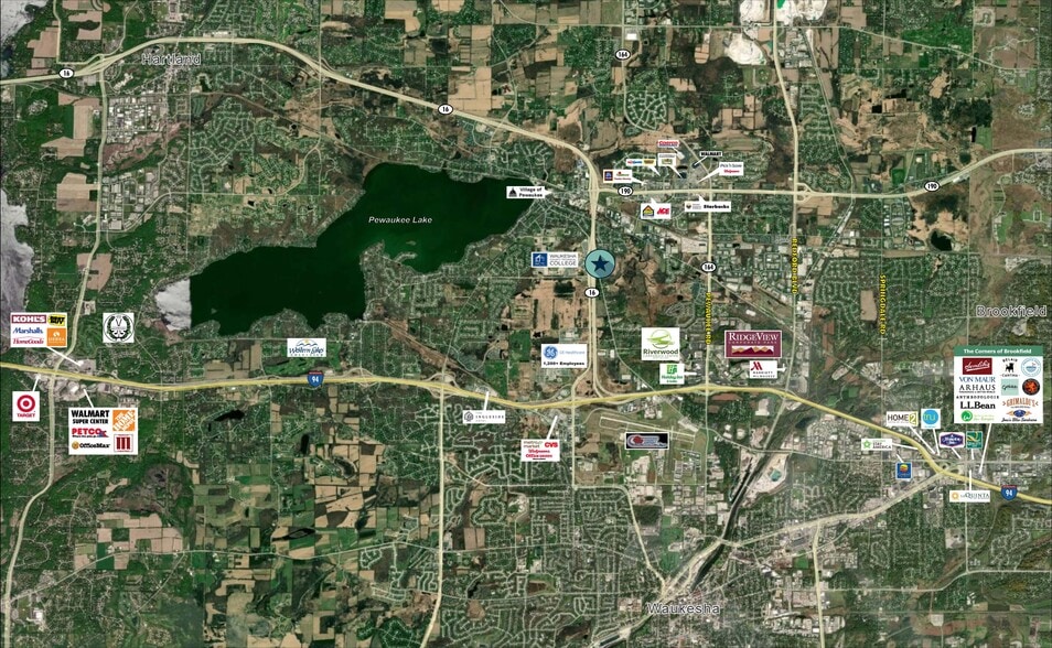 N27W25284 Bluemound Rd, Pewaukee, WI for sale - Building Photo - Image 2 of 6