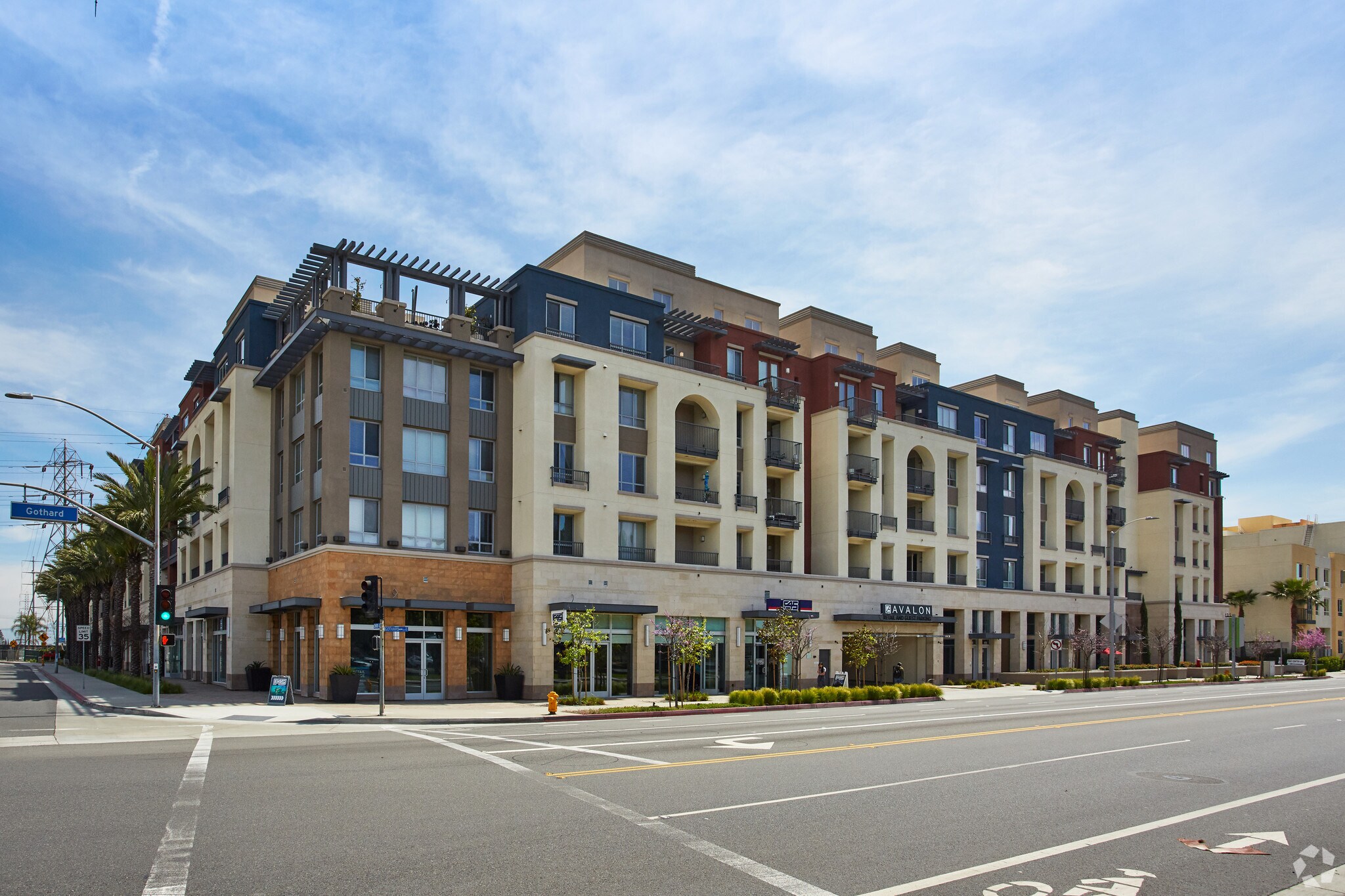 7400 Center Ave, Huntington Beach, CA à louer Photo principale- Image 1 de 5