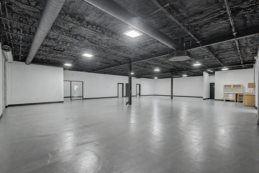 6115 Skyline Dr, Houston, TX à louer - Photo intérieure - Image 1 de 23