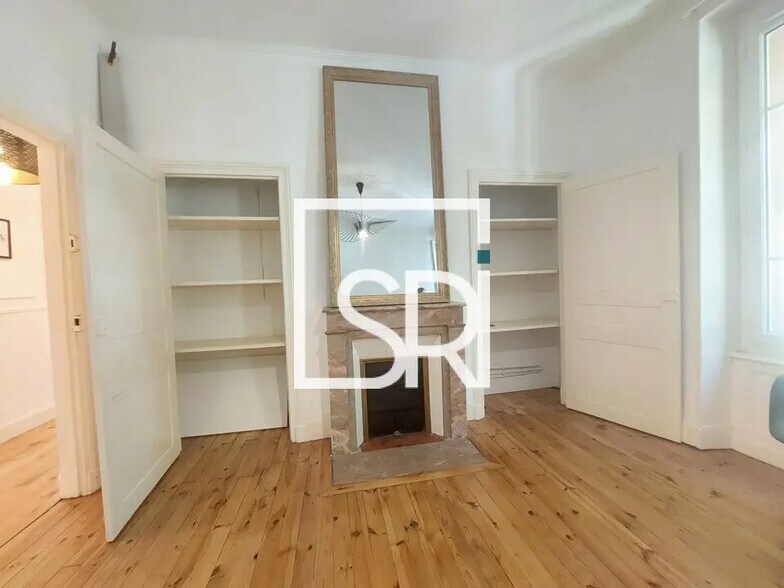 Office in Clermont-Ferrand for lease - Interior Photo - Image 2 of 10