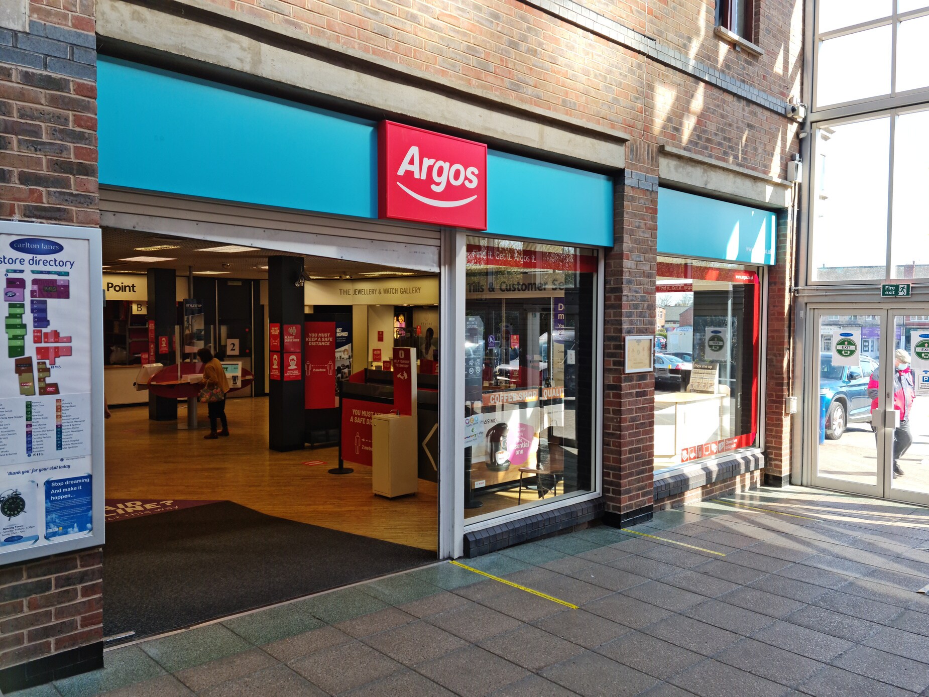 Carlton Ln, Castleford for lease Building Photo- Image 1 of 2