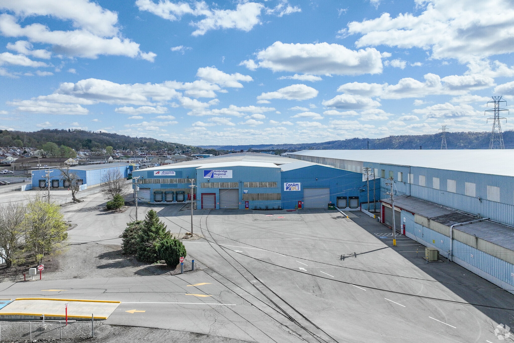 2301 Duss Ave, Ambridge, PA for lease Primary Photo- Image 1 of 14