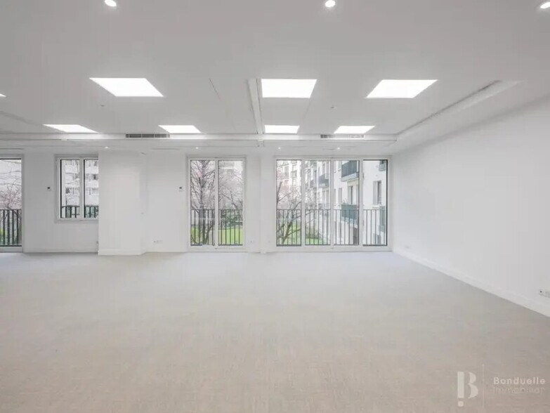 24 Boulevard De Grenelle, Paris à louer - Photo du bâtiment - Image 2 de 14