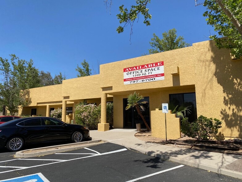 6700 N Oracle Rd, Tucson, AZ à louer - Photo du bâtiment - Image 2 de 5