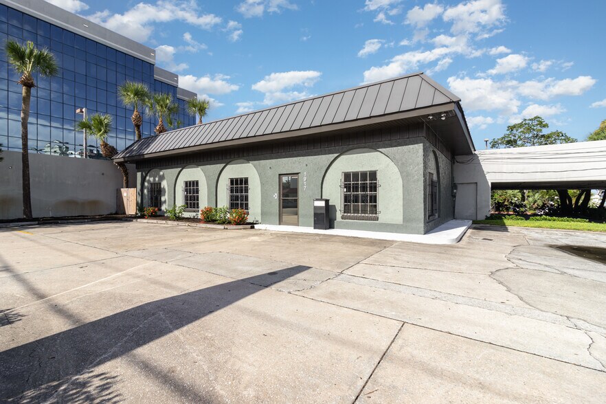 1917 S Harbor City Blvd, Melbourne, FL à vendre - Photo du bâtiment - Image 3 de 29