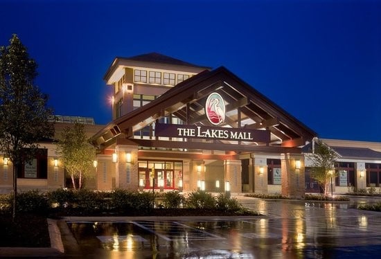 5500-5690 S Harvey St, Muskegon, MI for lease Primary Photo- Image 1 of 52