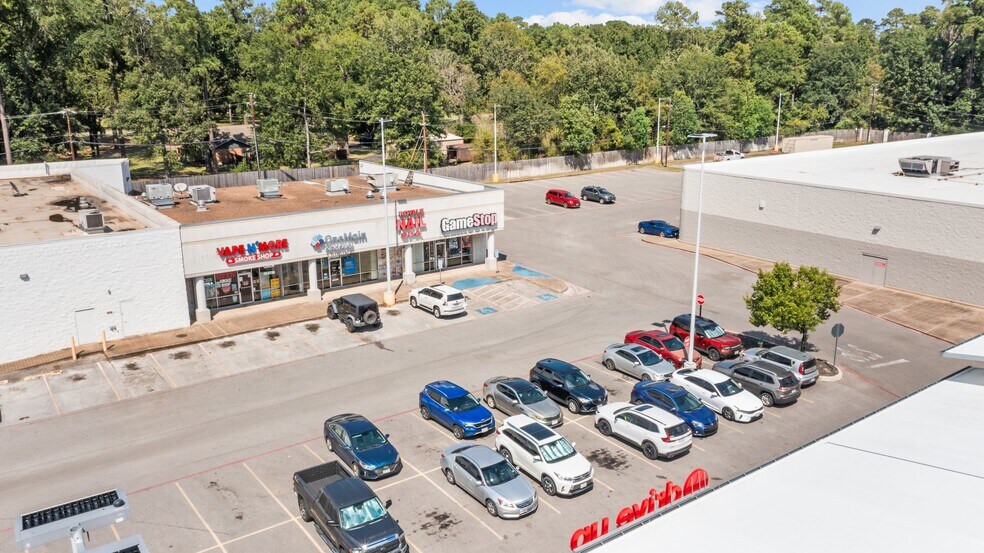 4206 S Medford Dr, Lufkin, TX à vendre - Photo du bâtiment - Image 2 de 14