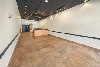 61101-61125 Airport Rd, Slidell, LA for lease Interior Photo- Image 1 of 14