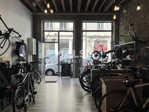 Commerce de détail dans Lyon à louer Photo intérieure- Image 2 de 2