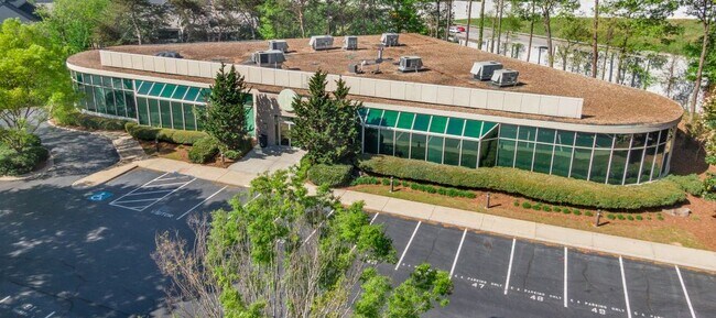 Plus de détails pour 2303 Cumberland Pky, Atlanta, GA - Bureau/Médical à louer