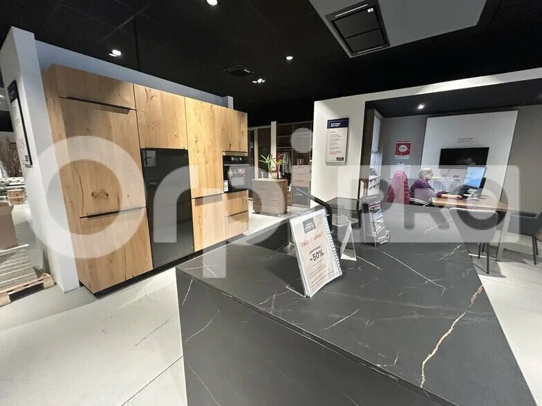 Commerce de détail dans Anse à louer - Photo intérieure - Image 1 de 4