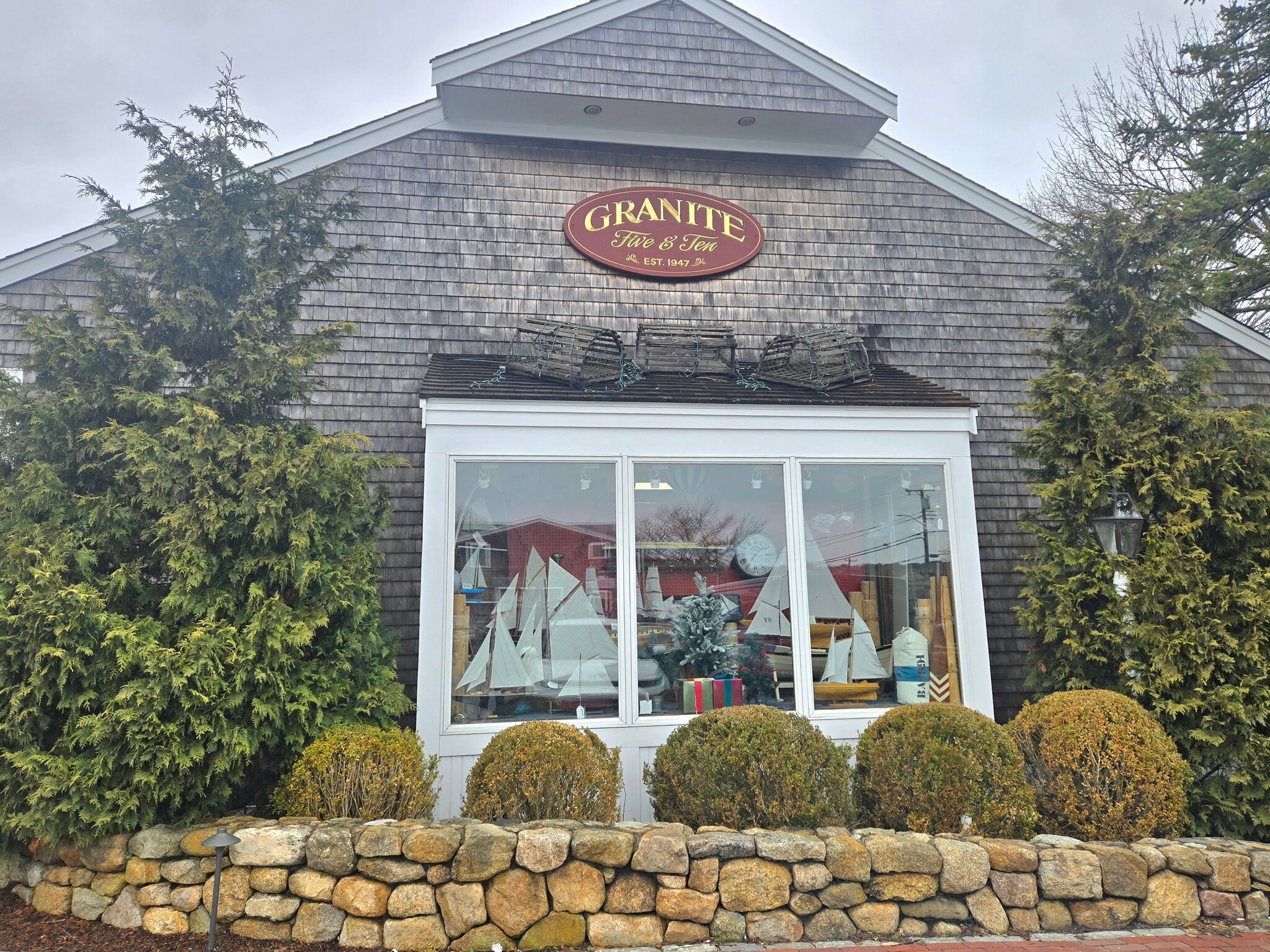 242 Vineyard Haven Rd, Edgartown, MA for sale Primary Photo- Image 1 of 19