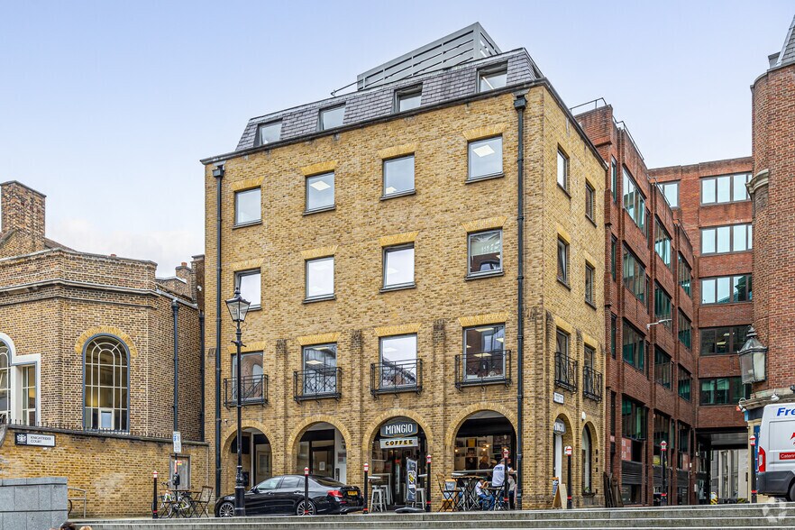 30-32 Knightrider St, London for lease - Primary Photo - Image 1 of 2