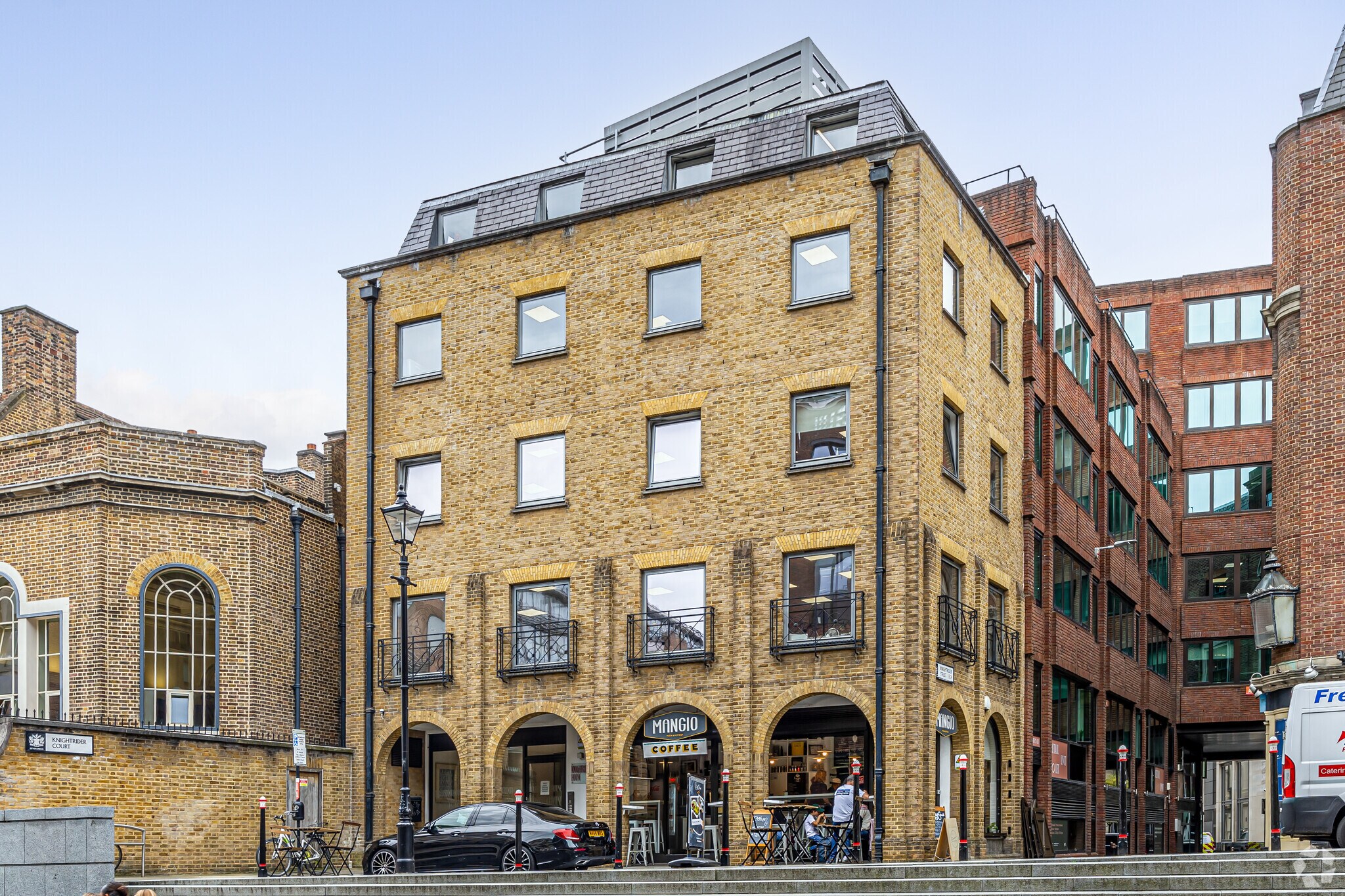 30-32 Knightrider St, London for lease Primary Photo- Image 1 of 3