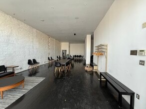 1837 W Fulton St, Chicago, IL à louer Photo intérieure- Image 1 de 10