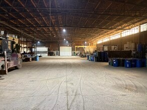 42 Eighty Four Dr, Eighty Four, PA for lease Interior Photo- Image 1 of 7