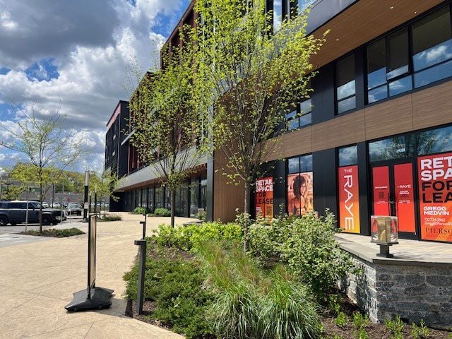 51 Route 1, New Brunswick, NJ for lease - Building Photo - Image 2 of 5