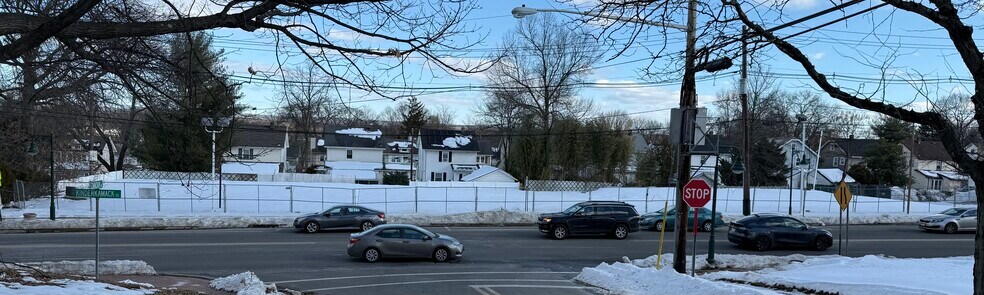 66 Kinderkamack Rd, Oradell, NJ à vendre - Photo principale - Image 1 de 6