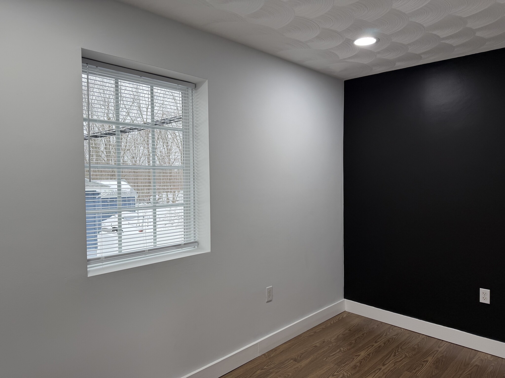 117 Eddie Dowling Hwy, North Smithfield, RI for lease Interior Photo- Image 1 of 8