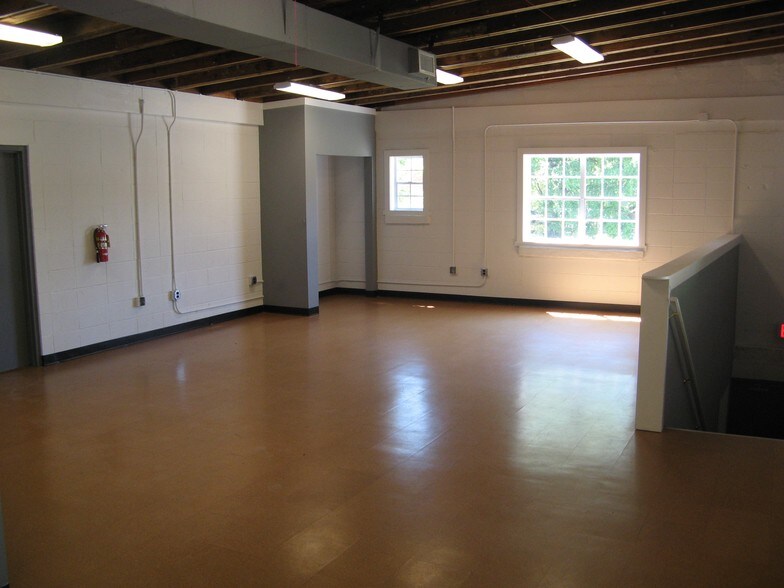 805 Church St, Mobile, AL à louer - Photo intérieure - Image 3 de 11